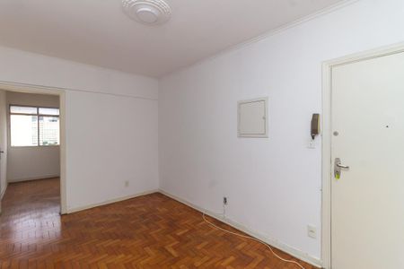 Apartamento à venda com 80m², 2 quartos e 1 vagaSala