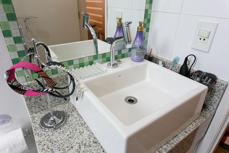 Apartamento à venda com 78m², 3 quartos e 2 vagasBanheiro da Suíte