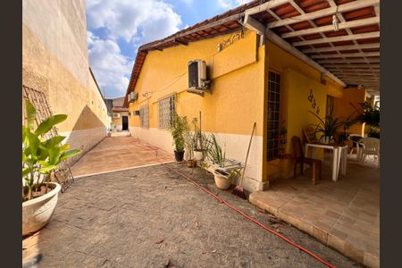 Casa à venda com 360m², 3 quartos e 1 vagaQuintal