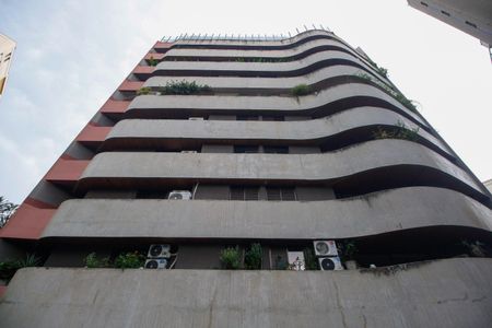 Apartamento à venda com 130m², 3 quartos e 2 vagasFachada do bloco