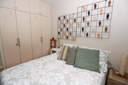 Apartamento à venda com 130m², 3 quartos e 2 vagasQuarto 1