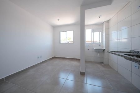 Apartamento à venda com 42m², 2 quartos e sem vaga Apartamento à venda com 42m², 2 quartos e sem vagaSala/Cozinha