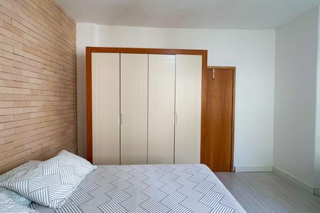 Apartamento para alugar com 75m², 2 quartos e 1 vagaQuarto 02 - segundo andar