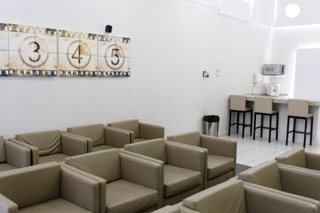 Apartamento à venda com 78m², 3 quartos e 2 vagasÁrea comum - Cinema