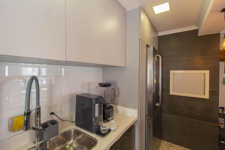 Apartamento à venda com 76m², 2 quartos e 1 vaga Apartamento à venda com 76m², 2 quartos e 1 vagaCozinha e Área de Serviço
