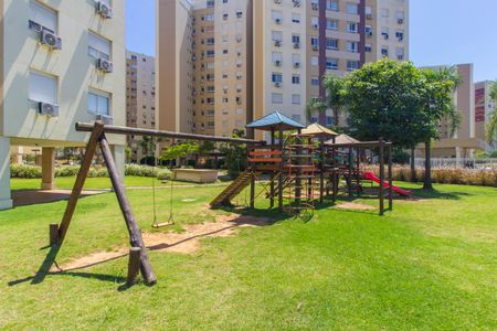 Apartamento à venda com 76m², 2 quartos e 1 vaga Apartamento à venda com 76m², 2 quartos e 1 vagaÁrea comum - Playground
