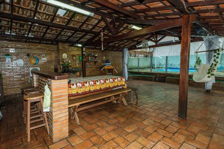 Apartamento para alugar com 270m², 4 quartos e 1 vagaÁrea comum