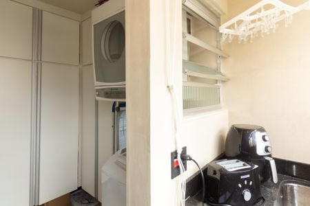 Apartamento para alugar com 100m², 3 quartos e 1 vaga Apartamento para alugar com 100m², 3 quartos e 1 vagaÁrea de Serviço