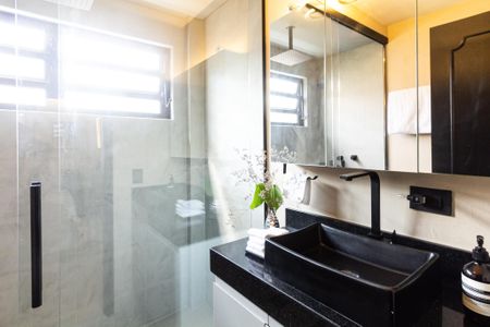 Apartamento para alugar com 100m², 3 quartos e 1 vaga Apartamento para alugar com 100m², 3 quartos e 1 vagaBanheiro