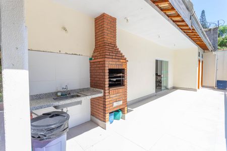 Casa de condomínio à venda com 208m², 3 quartos e 2 vagasÁrea comum - Churrasqueira