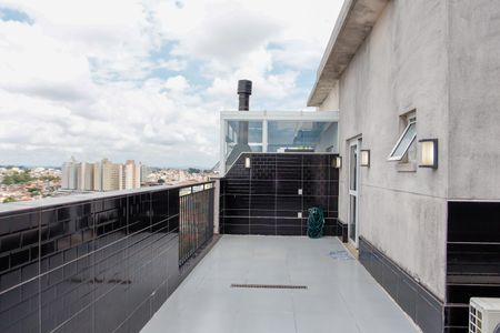 Apartamento à venda com 117m², 2 quartos e 2 vagasVaranda