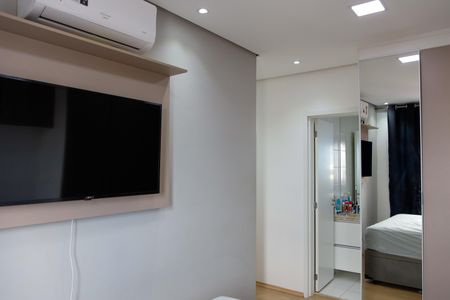 Apartamento à venda com 117m², 2 quartos e 2 vagasQuarto 2 - Suíte