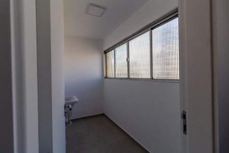 Apartamento à venda com 80m², 2 quartos e 1 vagaÁrea de Serviço