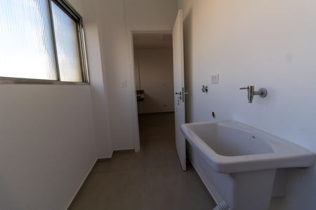 Apartamento à venda com 80m², 2 quartos e 1 vagaÁrea de Serviço