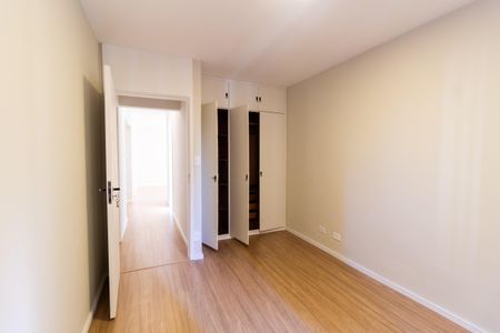 Apartamento à venda com 80m², 2 quartos e 1 vagaQuarto 2