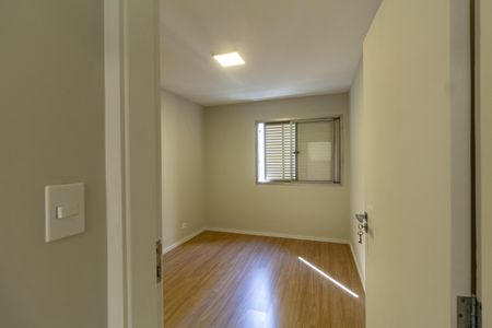 Apartamento à venda com 80m², 2 quartos e 1 vagaQuarto 2