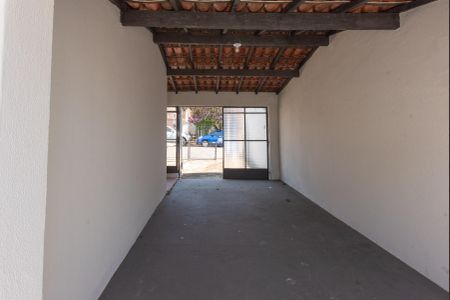 Casa à venda com 500m², 2 quartos e 2 vagasGaragem