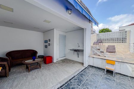 Casa à venda com 250m², 3 quartos e 3 vagasÁrea externa