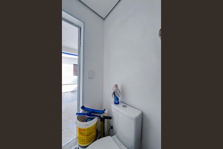 Casa à venda com 250m², 3 quartos e 3 vagasBanheiro de Serviço 2