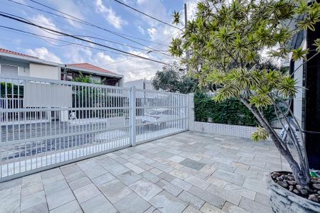 Casa à venda com 250m², 3 quartos e 3 vagasGaragem