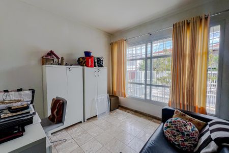 Casa à venda com 250m², 3 quartos e 3 vagasEscritório