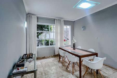 Casa à venda com 250m², 3 quartos e 3 vagasSala de Jantar