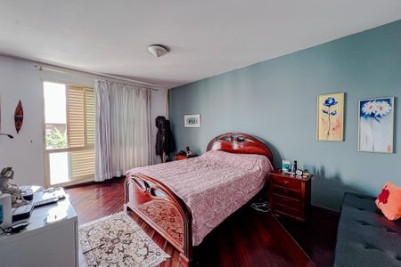 Casa à venda com 250m², 3 quartos e 3 vagasQuarto 3 - Suíte