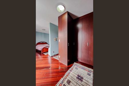 Casa à venda com 250m², 3 quartos e 3 vagasQuarto 3 - Suíte