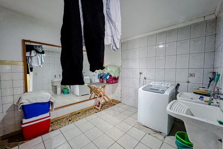 Casa à venda com 250m², 3 quartos e 3 vagasÁrea de Serviço