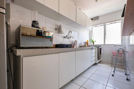 Apartamento à venda com 68m², 2 quartos e 1 vagaSala/Cozinha