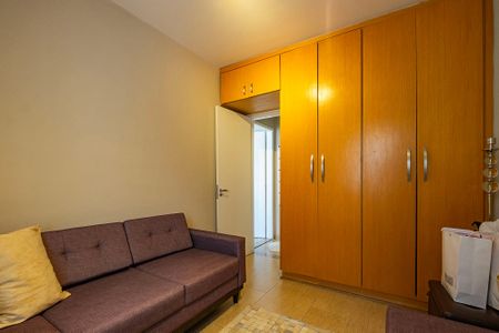 Apartamento à venda com 68m², 2 quartos e 1 vagaQuarto 2