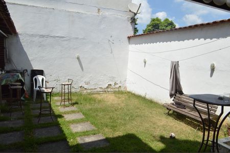 Casa de condomínio à venda com 200m², 3 quartos e 2 vagas Casa de condomínio à venda com 200m², 3 quartos e 2 vagasÁrea Gourmet