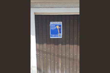 Casa de condomínio à venda com 200m², 3 quartos e 2 vagas Casa de condomínio à venda com 200m², 3 quartos e 2 vagasPlaca