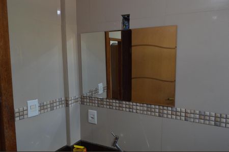 Casa de condomínio à venda com 200m², 3 quartos e 2 vagas Casa de condomínio à venda com 200m², 3 quartos e 2 vagasBanheiro 1