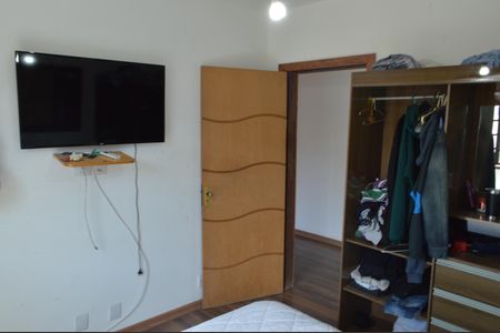 Casa de condomínio à venda com 200m², 3 quartos e 2 vagas Casa de condomínio à venda com 200m², 3 quartos e 2 vagasQuarto 1