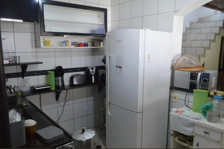 Casa de condomínio à venda com 200m², 3 quartos e 2 vagas Casa de condomínio à venda com 200m², 3 quartos e 2 vagasCozinha