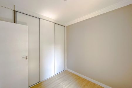 Apartamento à venda com 82m², 3 quartos e 2 vagasQuarto 3