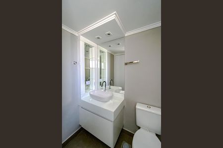 Apartamento à venda com 82m², 3 quartos e 2 vagasBanheiro da Suíte