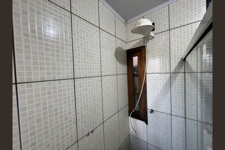 Casa à venda com 300m², 2 quartos e 2 vagasBanheiro