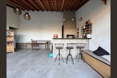 Casa à venda com 300m², 2 quartos e 2 vagasÁrea comum