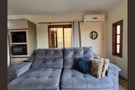 Casa à venda com 300m², 2 quartos e 2 vagasSala