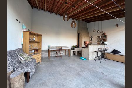 Casa à venda com 300m², 2 quartos e 2 vagasÁrea comum