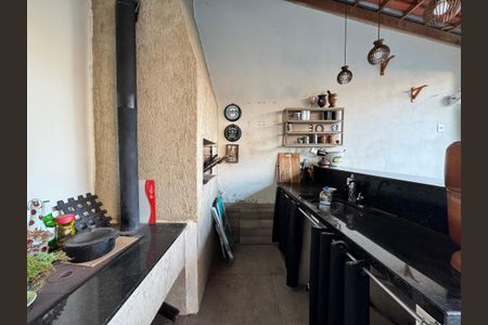 Casa à venda com 300m², 2 quartos e 2 vagasÁrea comum