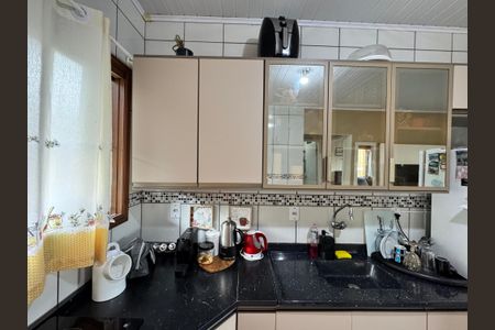 Casa à venda com 300m², 2 quartos e 2 vagasCozinha