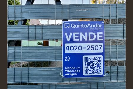 Casa à venda com 300m², 2 quartos e 2 vagasPlaca