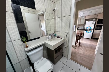 Casa à venda com 300m², 2 quartos e 2 vagasBanheiro