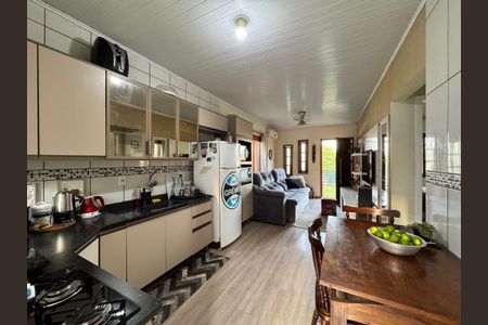 Casa à venda com 300m², 2 quartos e 2 vagasCozinha