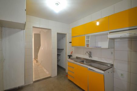 Casa para alugar com 70m², 2 quartos e 1 vagaCozinha e Área de Serviço