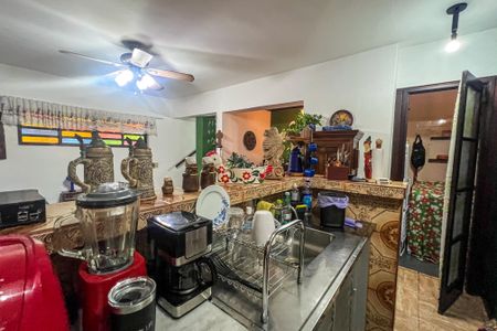 Casa de condomínio para alugar com 210m², 3 quartos e 2 vagasCozinha