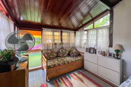 Casa de condomínio para alugar com 210m², 3 quartos e 2 vagasQuarto 2